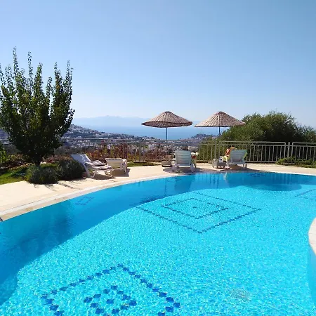 Gardens アパートホテル